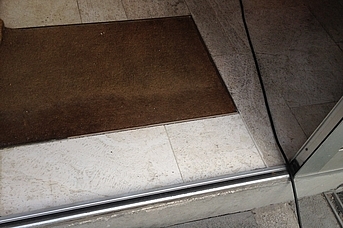 Temiz Doğal Taş Döşeme