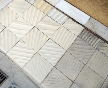 Merdiven Tadilatı Doğal Taş