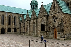 Taş Zemini Temizleme