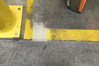 Mesafeli Zemin İşaretleri