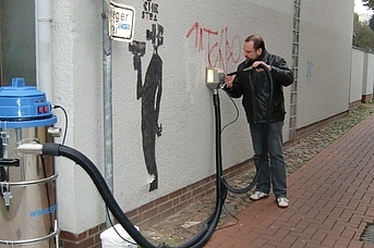 ETICS Cephelerinde Grafiti Kaldırın