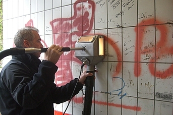 Graffiti Makinesi Kaldır